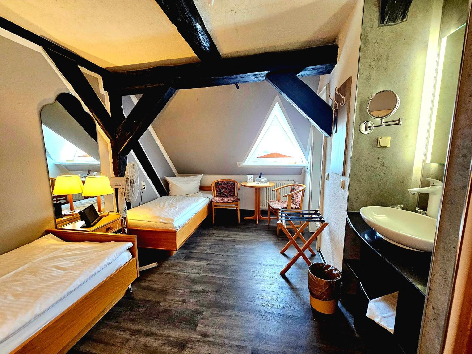 Hotel Am Markt & Brauhaus Stadtkrug Ueckermunde Luaran gambar
